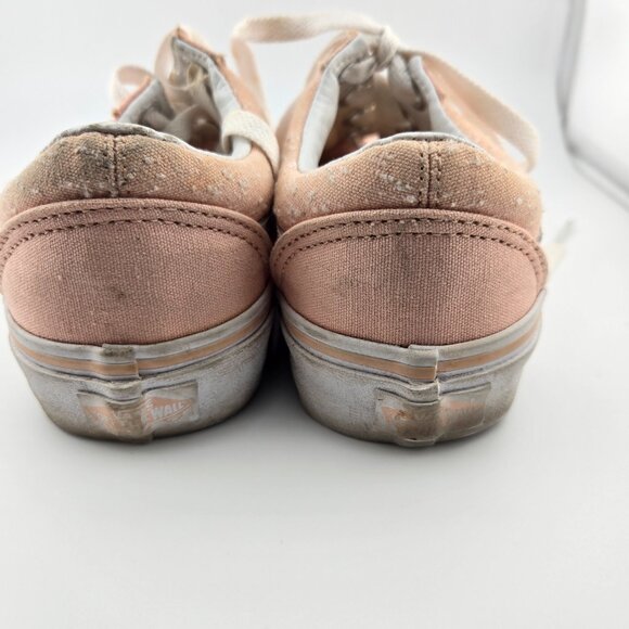 CLEARANCE • Vans • Sneakers • Size 5 - Picture 4 of 9